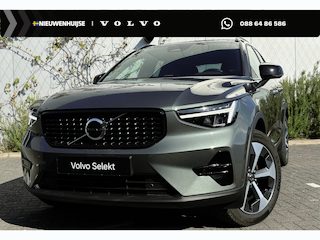 Volvo XC40 2.0 B4 Plus Dark