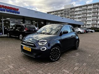 Fiat 500 La Prima 42 kWh el. panodak