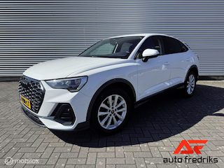 Audi Q3 35 TFSI S edition | Stoelverwarming | Trekhaak|