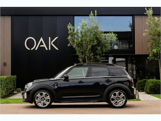 Mini Countryman 2.0 Cooper S F1 Aut. Yours | Navi | Panorama | Lounge Leder | Camera | 19"LM | MIdnight Black
