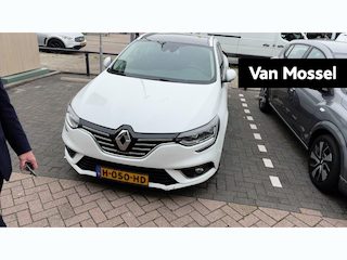 Renault Mégane Estate 1.3 TCe Bose VERWACHT!! | PANORAMADAK | TREKHAAK | LED KOPLAMPEN | APPLE/ANDROID CARPLAY | 12 MAANDEN BOVAG GARANTIE |