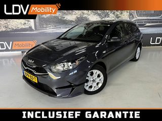 Kia Ceed Sportswagon 1.5 T-GDI Vision Sportswagon / 26429 km / Apple carplay / Stuurverwarming / Boekjes ingevuld aanwezig.