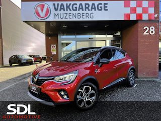 Renault Captur 1.3 TCe 130 Intens // DODEHOEK // KEYLESS // TREKHAAK // CAMERA+SENSOREN // HALF LEDER // STOELVERWARMING // NAVI+CARPLAY //