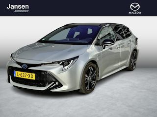 Toyota Corolla Touring Sports 1.8 Hybrid Dynamic two-tone, trekhaak, all weather banden, achteruitrijcamera, navigatie, enz.