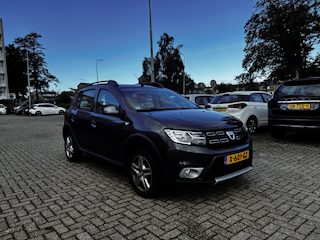 Dacia Sandero 0.9 TCe Laureate / Lmv / Trekhaak / Cruise / Navi / Leder /