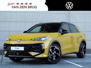 Volkswagen T-Roc R-Line First Edition 1.5 eTSI 150 PK | LED Matrix | Panoramadak | Trekhaak | Black Style | Electrische achterklep |