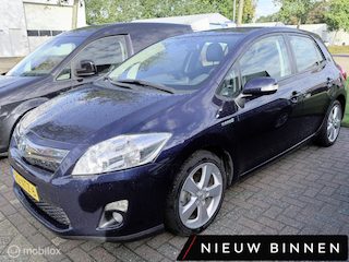 Toyota Auris 1.8 Full Hybrid Executive NAVI / CAMERA / KEYLESS / SLECHTS 105.000 KM NAP / AFN.TREKHAAK / LMV