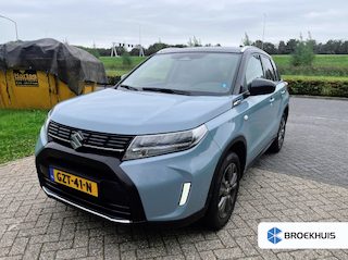 Suzuki Vitara 1.4 Boosterjet Select Smart Hybrid | Trekhaak | Camera | Carplay | Adaptive cruise controle | Leder | Dodehoek detectie | Stoelverwarming | Parkeersensoren