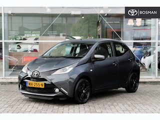 Toyota Aygo 1.0 VVT-i x-play