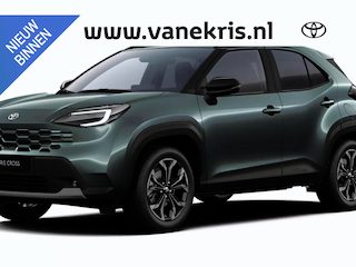 Toyota Yaris Cross 1.5 Hybrid 130 First Edition | Inruil premie € 2.500 ! | Nieuw en leverbaar in november