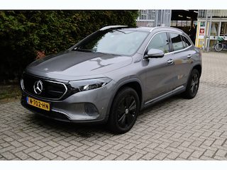 Mercedes-Benz EQA 250 Business Solution Luxury 67 kWh NL-auto / Soh 94% / Panoramadak
