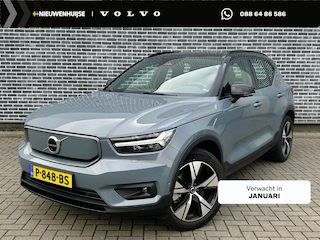 Volvo XC40 Recharge Pro | Warmtepomp | Trekhaak | Two-Tone | Harman Kardon Audio | Panoramadak | 360 Graden Camera | Keyless Entry | Elektrische Achterklep | Elektrisch Verstelbare Voorstoelen | Stoelverwarming | Cruise Control Adaptief | BLIS | Navigatie | Apple Carplay | Android Auto