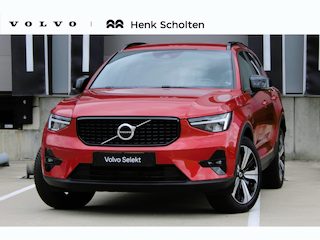 Volvo XC40 T4 Recharge Inscription | Premium audio by Harman Kardon | Adaptieve cruise control | Elektrische voorstoelen | Verwarmbare voorruit | Draadloze telefoonlader  | Extra getint glas achter |
