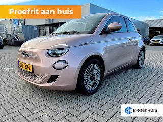 Fiat 500 Passion 42 kWh Keyless Start | Apple CarPlay/Android Auto | Climate Controle | Cruise Controle | Lichtmetalen velgen | | Airco | Apple Carplay/Android Auto|telefoonintegratie premium | Boordcomputer