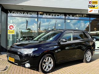 Mitsubishi Outlander 2.0 PHEV Instyle Pano Leer Navi Camera Trekhaak NL-Auto Dealeronderhouden!