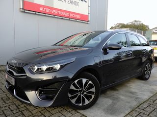 Kia Ceed Sportswagon 1.6 GDI Plug-In PHEV DynamicLine, Camera, Cruise, Facelift!