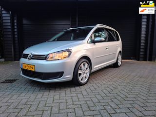 Volkswagen Touran 1.2 TSI Comfortline 17" trekhaak cruise airco etc