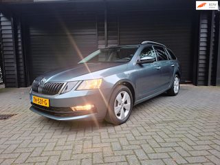 Skoda Octavia Combi 1.0 TSI Business Carplay climat cruise etc