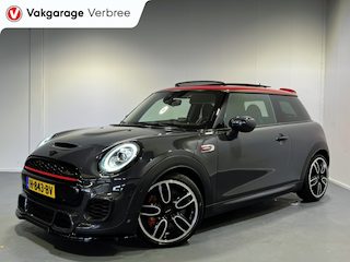 Mini Mini/Clubman/Cabrio 3-Deurs 2.0 Chili | Navigatie | LM Velgen 18" | Elektrisch Glazen Panoramadak | Voorstoelen Verwarmd | Achteruitrijcamera |  Cruise Control Adaptief | Airco |