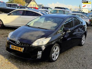 Toyota Prius 1.8 Aspiration Dealer Onderhouden Camera Carplay Leer StoelVW Grote Beurt Gehad twv 1800Euro