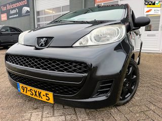 Peugeot 107 1.0-12V XR van 2de Eigenaar met airco en nieuwe Apk