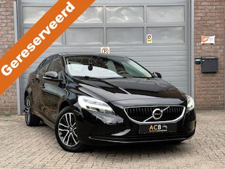 Volvo V40 2.0 T2 Nordic+ In nette staat. Goed onderhouden.