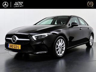 Mercedes-Benz A-klasse 250 e Business Solution | Trekhaak Wegklapbaar | Distronic Cruise Control | Smartphone Integratie | Stuurwiel Verwarmd | Advance Sound System | Achteruitrij Camera | Multibeam LED Koplampen