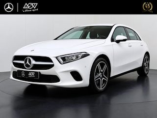 Mercedes-Benz A-klasse 250 e Limited | 18" AMG Velgen | Navigatie | Smartphone Integratie | Stoelverwarming Voor | DAB+ radio