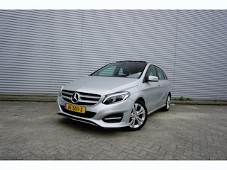 Mercedes-Benz B-klasse 180 Prestige AUTOMAAT - Climate / Navi / Cruise / Stoelverw. / Pano / Parkeers. / NAP