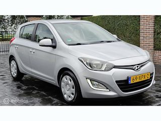 Hyundai i20 1.4i i-Vision Automaat NAP+APK Inruil Mogelijk