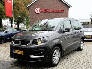 Peugeot Rifter 130 Pk Benzine Automaat * Naviagtie * Trekhaak * Vierseizoenenbanden * Airco * Cruise Control * Parkeersensoren * Vingerhoets; Vierde Generatie Eersteklas Service. Al meer dan 100 jaar een begrip in de Brabantse Kempen