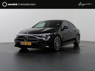 Mercedes-Benz CLA 180 Business Solution AMG | Premium Pakket | 19"LM velgen | Superscreen | Panoramadak | Night Pakket | Sportstoelen |
