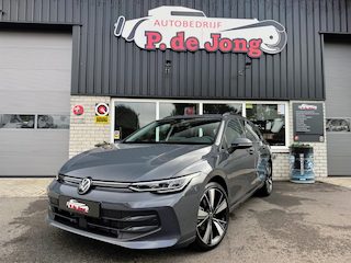 Volkswagen Golf 8.5 1.5 eTSI LIFE DSG ACC Wegklapbare Trekhaak Stoel/stuurverw. Nieuw model!