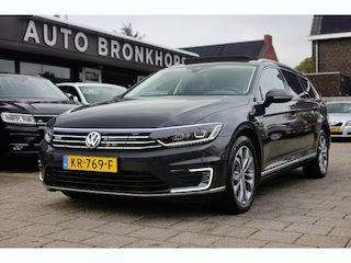 Volkswagen Passat Variant 1.4 TSI GTE I PANO I CARPLAY I TREKHAAK I ACC