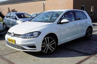 Volkswagen Golf 1.0 TSI / Nette wagen / DSG / Carplay / Cruise Cntrl / Stoelverwarming.