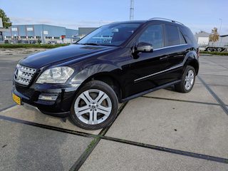 Mercedes-Benz M-klasse 350 CDI VAN / GRIJS kenteken