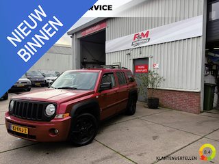Jeep Patriot 2.4 Limited Liberty Automaat, airco, radio, stoelverwarming, trekhaak
