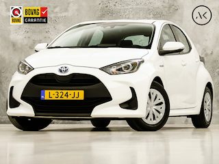Toyota Yaris 1.5 Hybrid Dynamic Sport Automaat (NAP, NAVIGATIE, CAMERA, CLIMATE, SPORTSTOELEN, CRUISE, ELEK PAKKET, NIEUWSTAAT)
