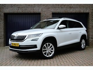 Skoda Kodiaq 1.5 TSI DSG 4x4 Style Business | Panoramadak | Trekhaak | Keyles Camera | Stoelverwarming