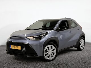 Toyota Aygo Hybrid 115 play