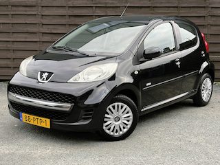 Peugeot 107 1.0-12V Millesim 200 / Nw. koppeling / Nw. APK