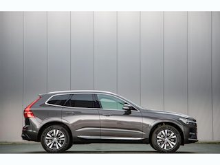 Volvo XC60 2.0 T6 Plug-in hybrid AWD Core Bright Pano|Trekhaak