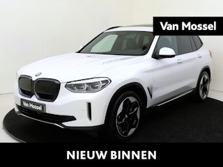 BMW iX3 High Executive 80 kWh Shadow line pack | Trekhaak | Panoramadak | Apple carplay |