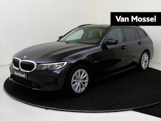 BMW 3-serie Touring 320e Parking Pack | Ledere bekleding | Navigatie | Apple Carplay |