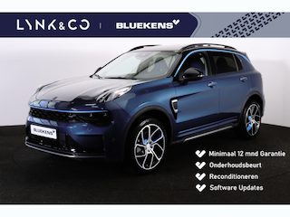 Lynk & Co 01 1.5 - Panorama/schuifdak - Adaptieve Cruise control met stuurovername - 360º Camera - Infinity Audio by Harman/Kardon - BLIS - Stoelverwarming voor - Adaptieve LED koplampen - Geïntegreerde dashcam voor - Elektr. bedienb. achterklep - Draadloze Apple Carplay & Android Auto - Keyless Entry & drive - 20' LMV