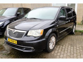 Lancia Voyager 2.8 CRD,** Automaatbak Kapot** Cruise Control, Airco, Camera, PDC A, Navi, Alleen Voor Handel Of Export