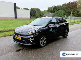 Kia Niro e-Niro Edition 64 kWh | Achteruitrijcamera | Keyless | Parkeersensoren | Stoelverwarming | Apple Carplay/Android Auto | Achteruitrijcamera | Apple Carplay/Android Auto|telefoonintegratie premium | Keyless start