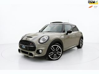 Mini Mini 5-Deurs 2.0 JCW PAKKET PANO SFEER CAMERA NAP