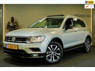 Volkswagen Tiguan 2.0 TDI 4Motion Highline Business R|GARANTIE|PANO|TREKHAAK|CARPLAY|