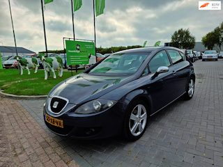 Seat Leon 1.6 Stylance / Mooie auto / APK mei 2027